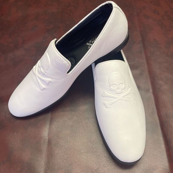 Section X white leather loafers skull and cross bones, size 9 new without tags - Picture 11 of 11